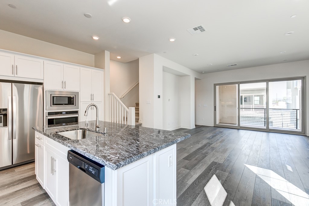 791 Benchmark Irvine, CA 92618 - Photo 14 of 33