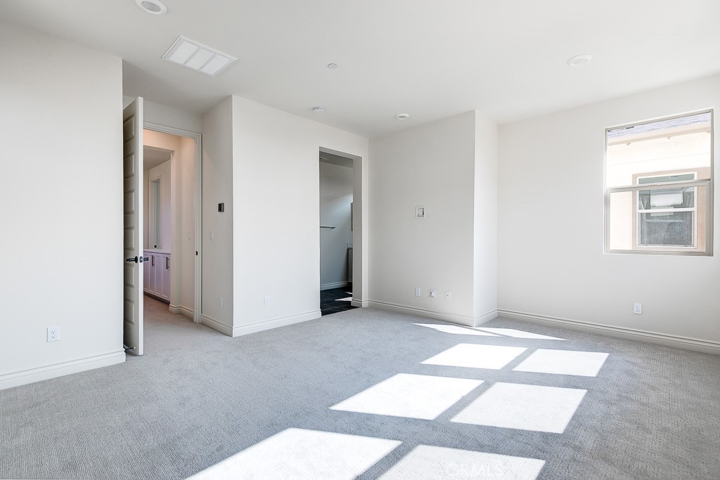 791 Benchmark Irvine, CA 92618 - Photo 25 of 33