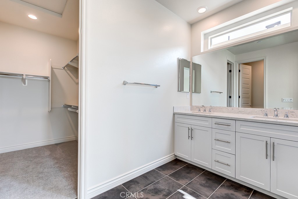 791 Benchmark Irvine, CA 92618 - Photo 27 of 33