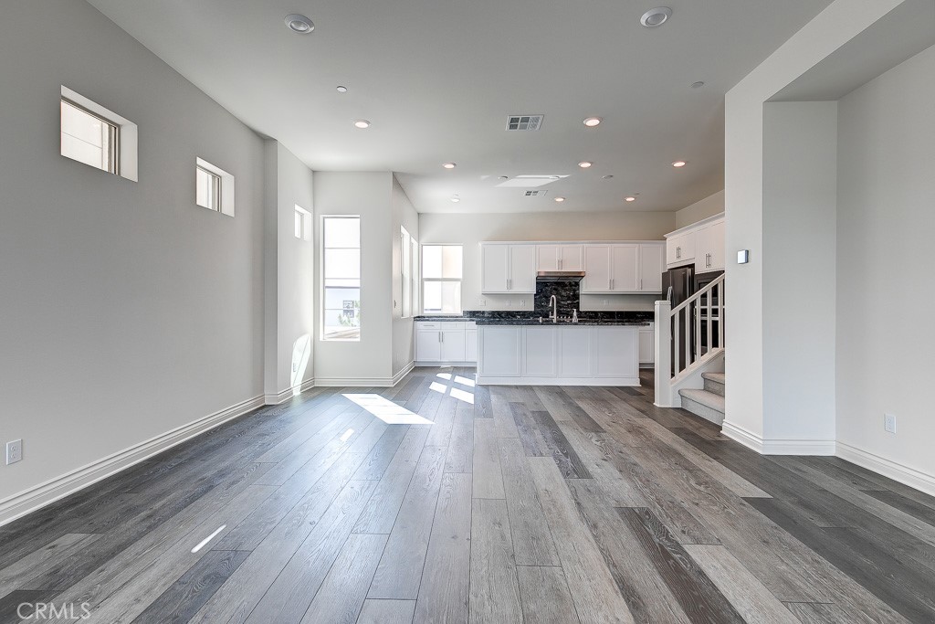 791 Benchmark Irvine, CA 92618 - Photo 6 of 33