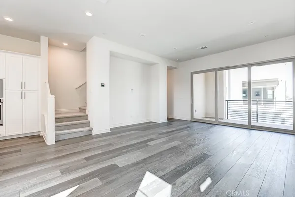 $4,600 | 791 Benchmark, Irvine, CA 92618