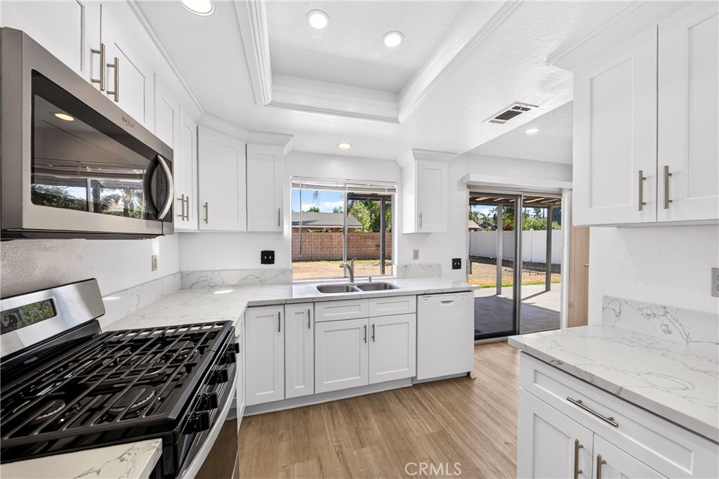7616 Della Street Riverside, CA 92503 - Photo 5 of 22 Gallery Image 5