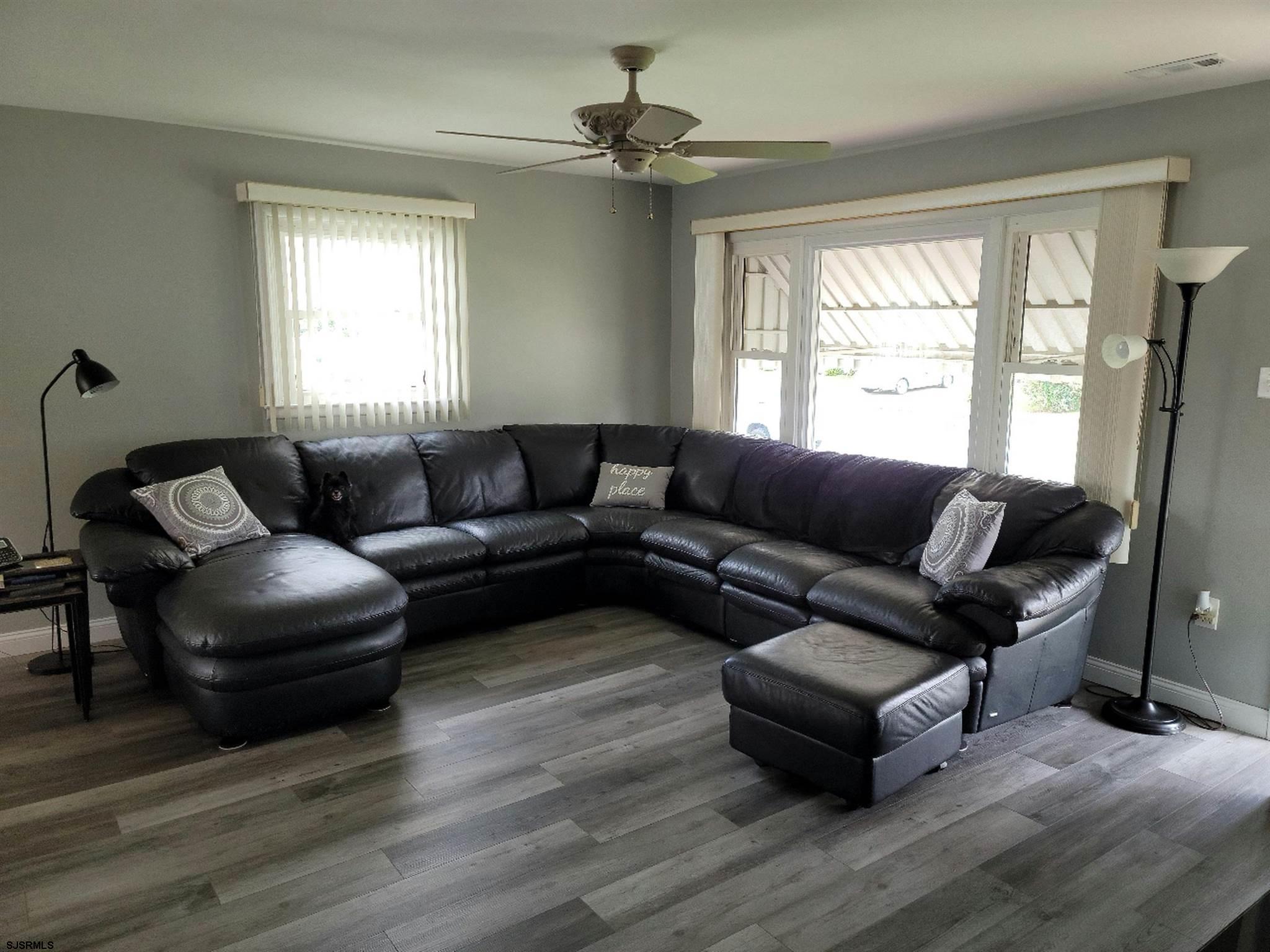 164 Exton Road Somers Point, NJ 08244 - Photo 3 of 28 Gallery Image 3