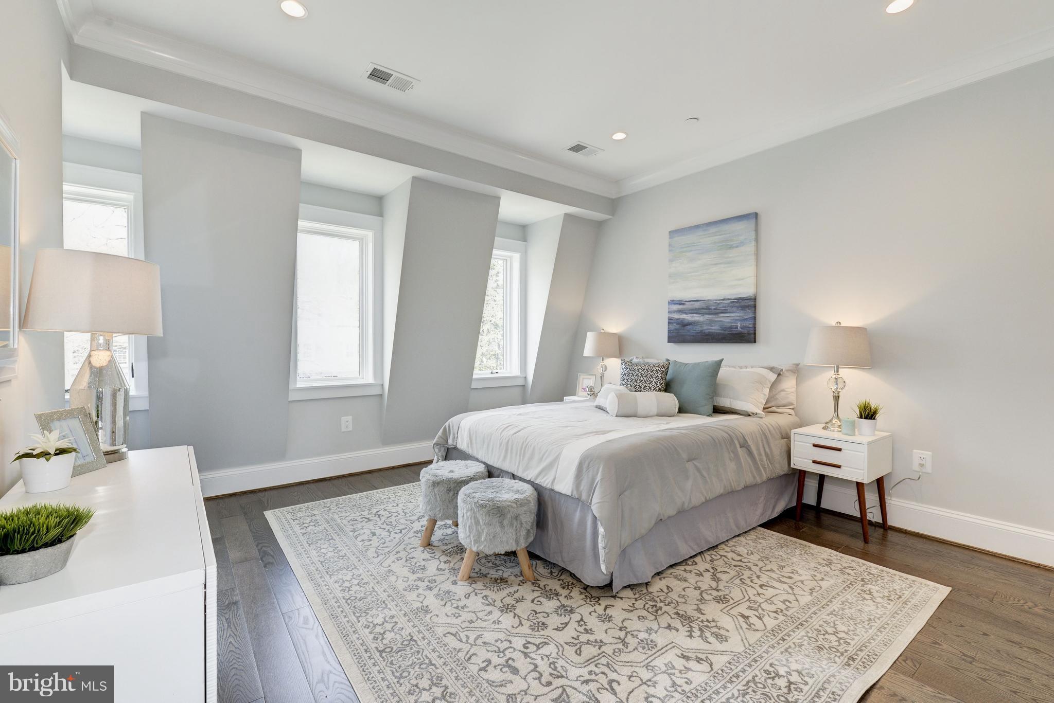 3616 T Street Northwest Washington, DC 20007 - Photo 20 of 29 THIRD BEDROOM (TOP FLOOR)