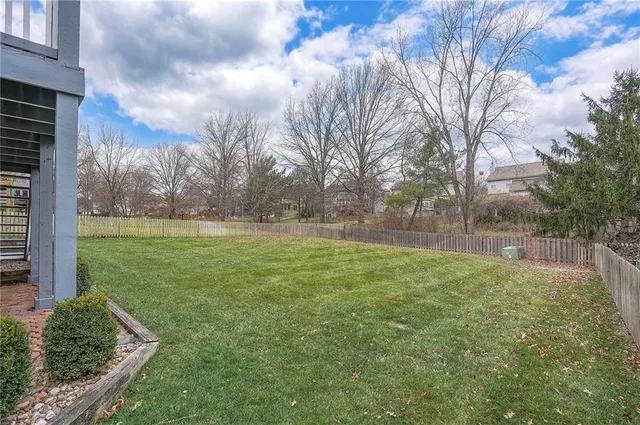 $525,000 | 12734 Flint Lane, Overland Park, KS 66213