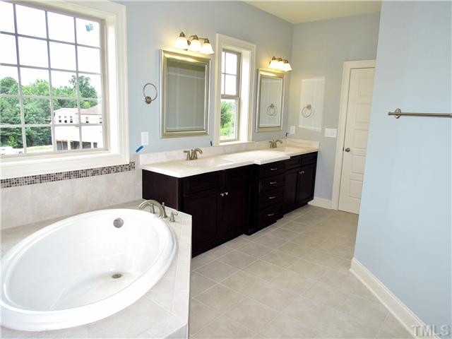 3204 Bryant Falls Court, Unit LOT58 Raleigh, NC 27613 - Photo 13 of 25 Master Bath/Spa