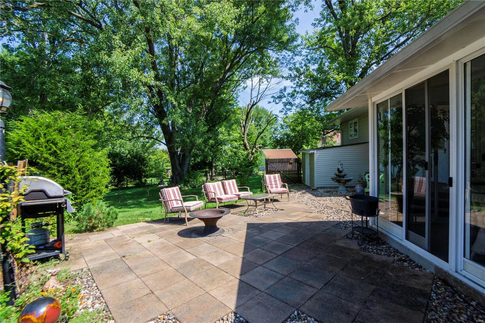 205 Susan Road St. Louis, MO 63129 - Photo 23 of 28