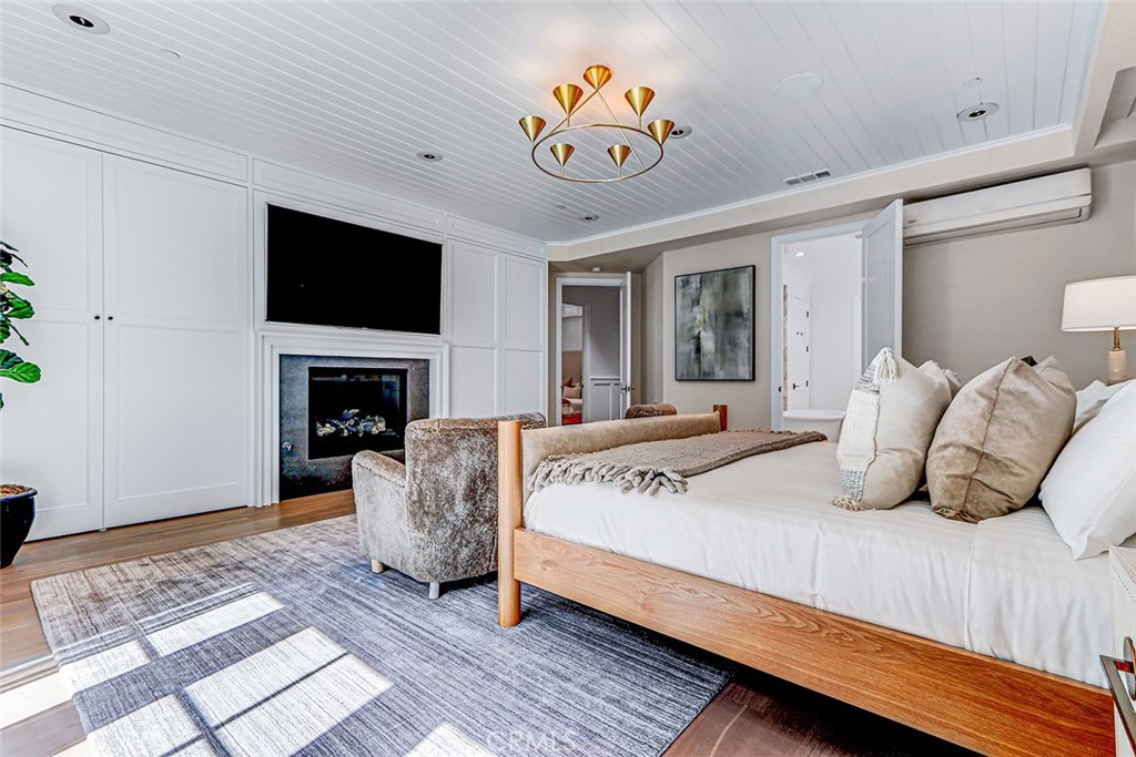 528 15th Street Manhattan Beach, CA 90266 - Photo 12 of 75