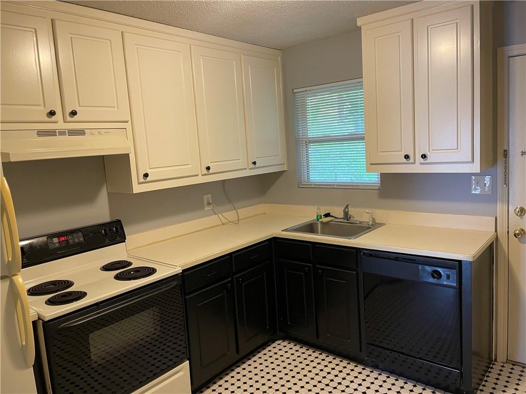 4070 Tilly Mill Road Atlanta, GA 30360 - Photo 5 of 39