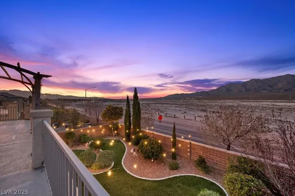 $780,000 | 4104 Cathedral Falls Avenue, North Las Vegas, NV 89085