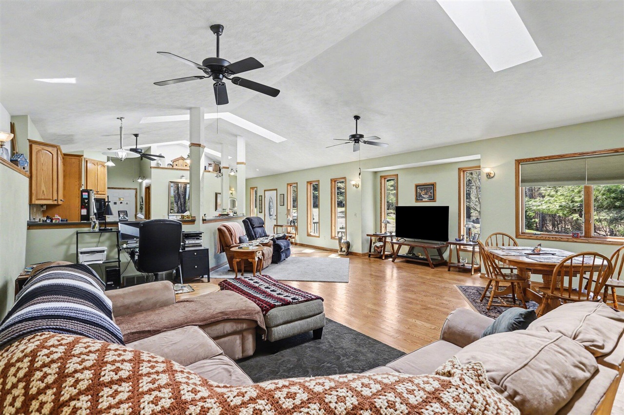 8362 East River Road Battle Creek, MI 49014 - Photo 12 of 28