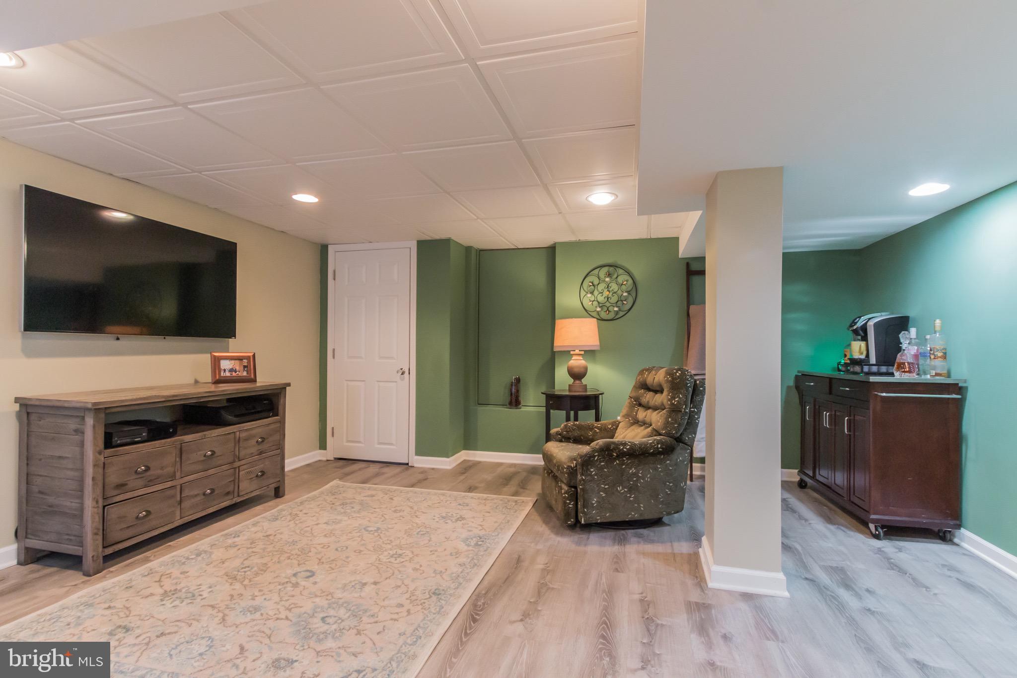 10 Dungarrie Road Catonsville, MD 21228 - Photo 18 of 30 Gallery Image 18