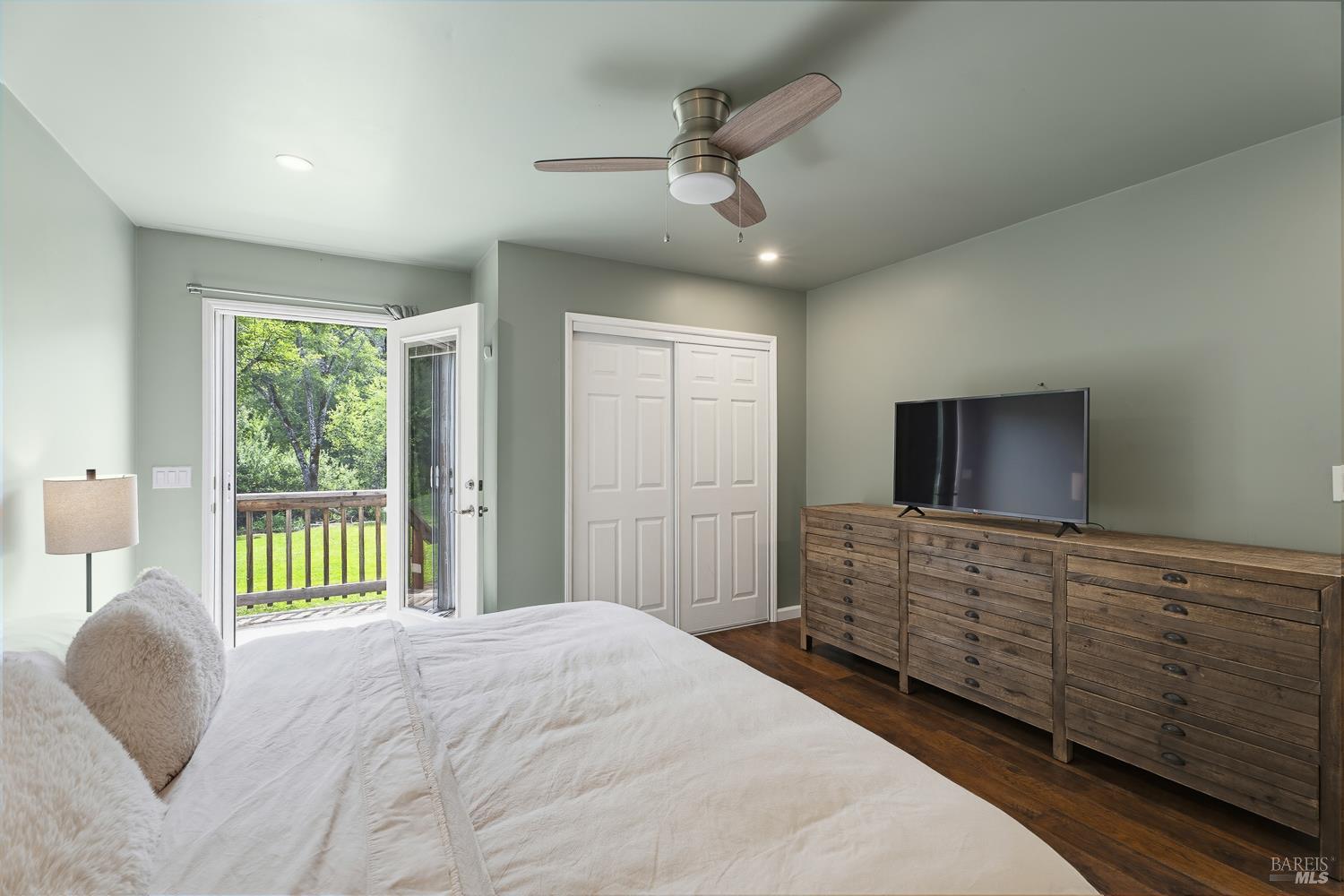 8251 East Potter Valley Road Ukiah, CA 95482 - Photo 13 of 29 Bedroom with access to yard.