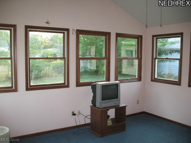 132 Sunset Road Avon Lake, OH 44012 - Photo 10 of 23 Gallery Image 10