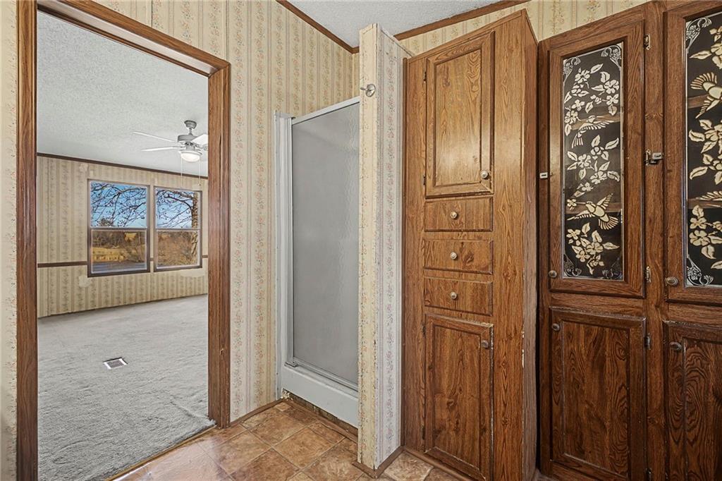 835 Kentucky Road Princeton, KS 66078 - Photo 24 of 57