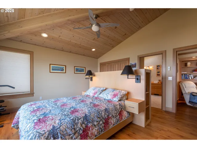 $1,500,000 | 925 Happy Camp Road, Tillamook, OR 97141