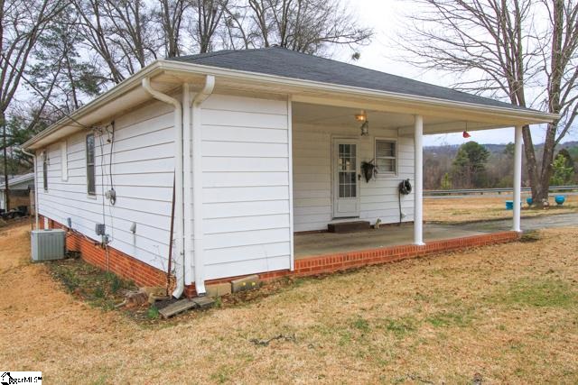1330 Farrs Bridge Road Easley, SC 29640 - Photo 23 of 25