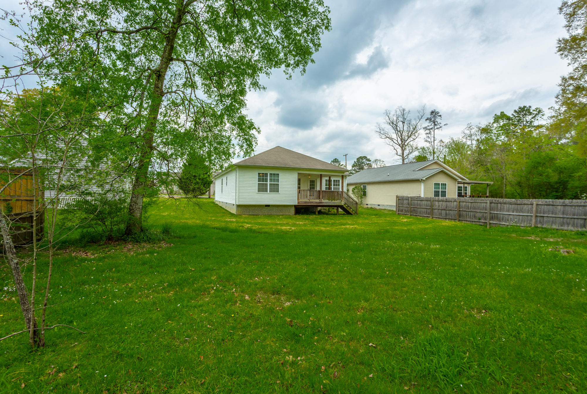 1050 Givens Road Chattanooga, TN 37421 - Photo 31 of 35 Back Yard