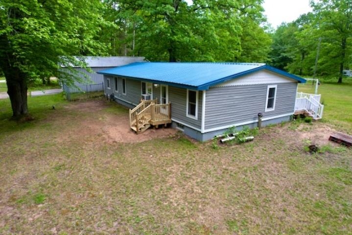 3981 Lake Ann Road Interlochen, MI 49643 - Photo 33 of 35 1900854-32.JPG