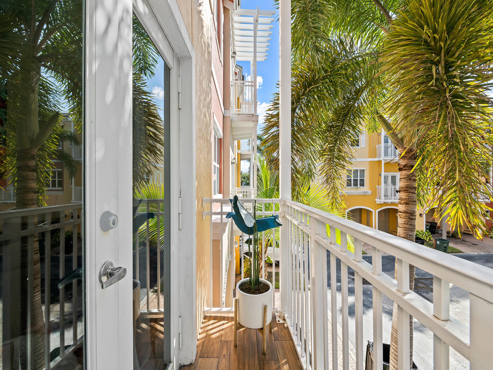 2331 Vintage Drive Lighthouse Point, FL 33064 - Photo 18 of 22