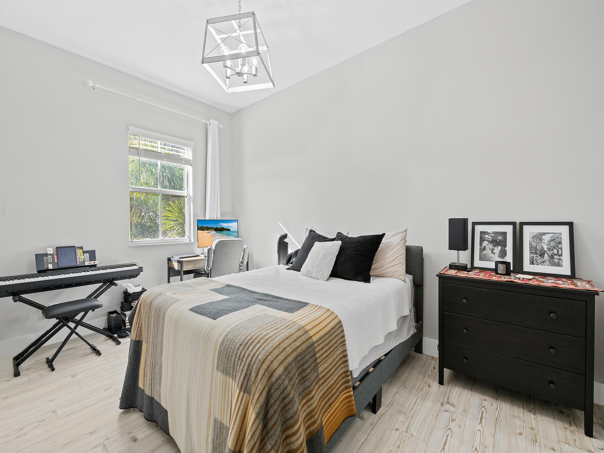 2331 Vintage Drive Lighthouse Point, FL 33064 - Photo 20 of 22 a bedroom with a bed and a window