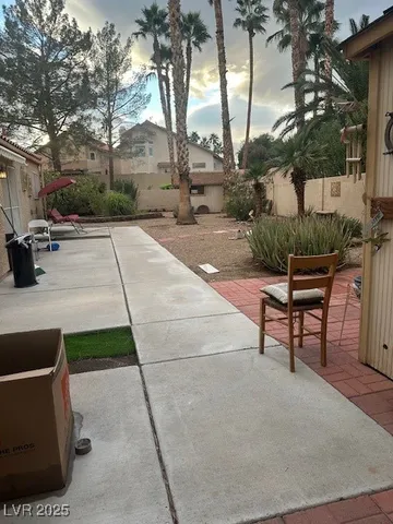 $475,000 | 1741 Saddleback Court, Henderson, NV 89014