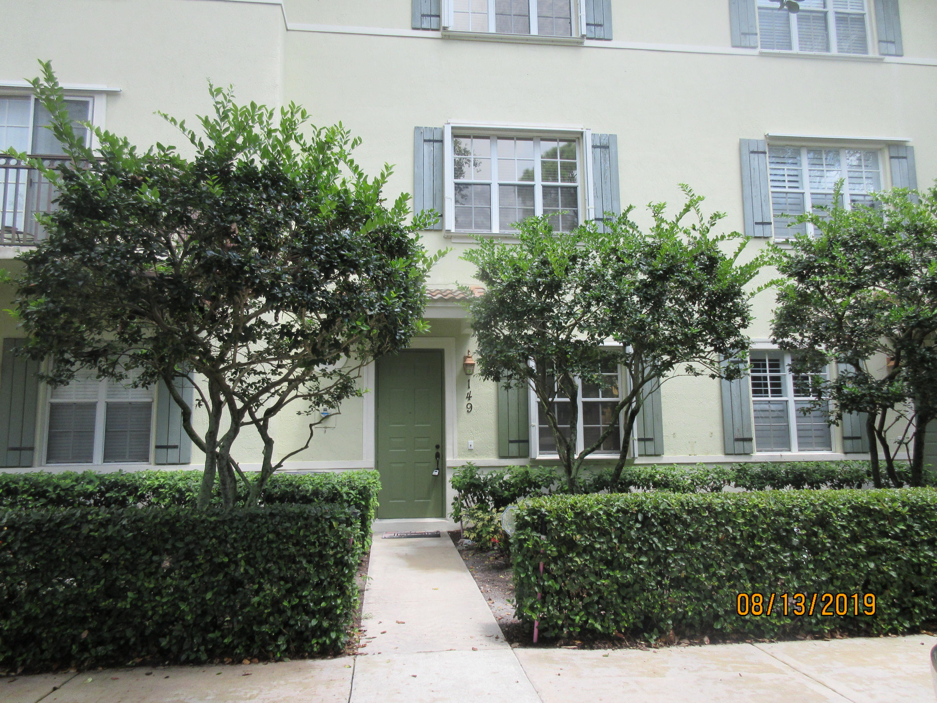 149 Apalachee Lane Jupiter, FL 33458 - Photo 2 of 12 IMG_6355