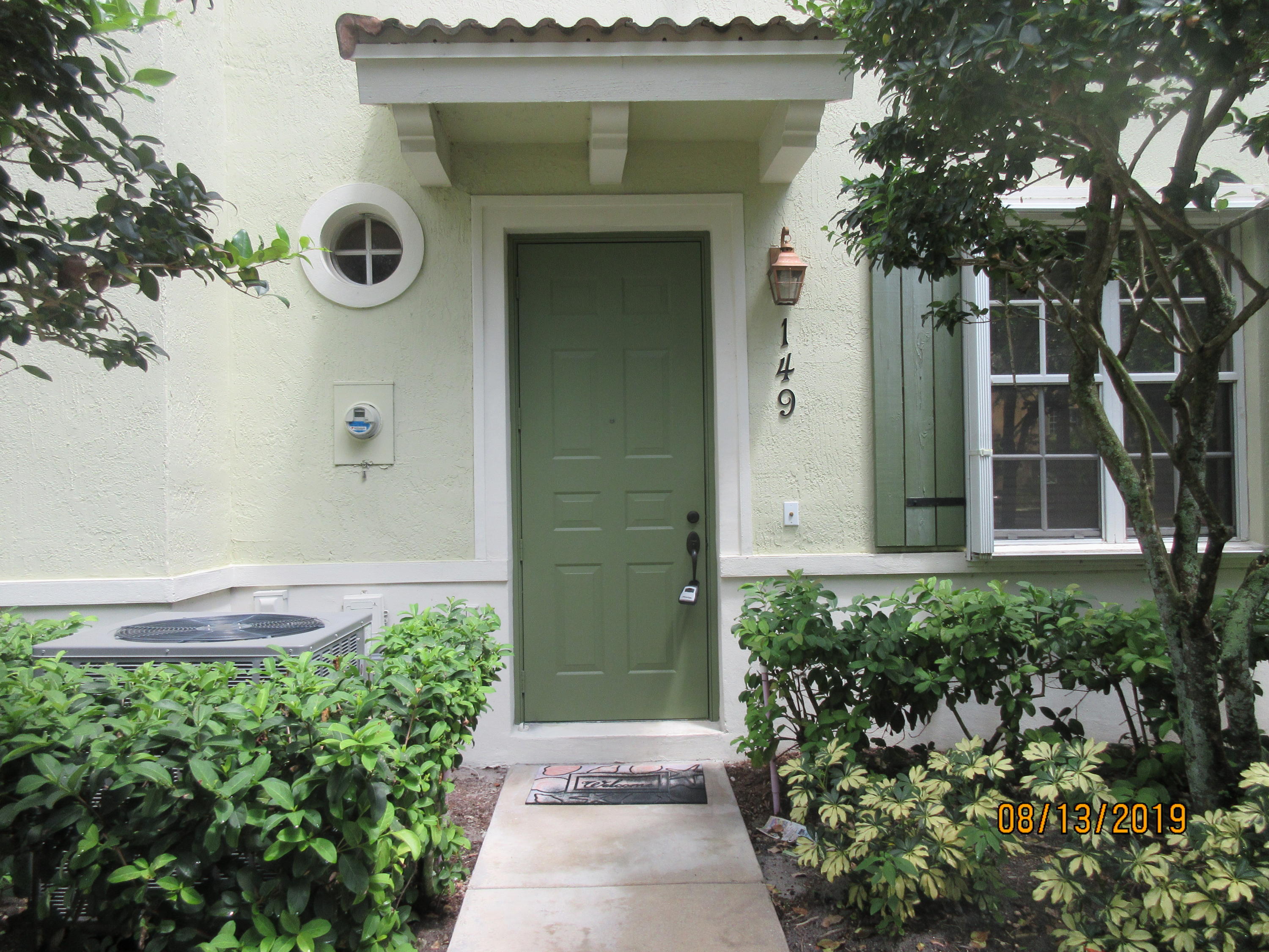 149 Apalachee Lane Jupiter, FL 33458 - Photo 3 of 12 IMG_6356