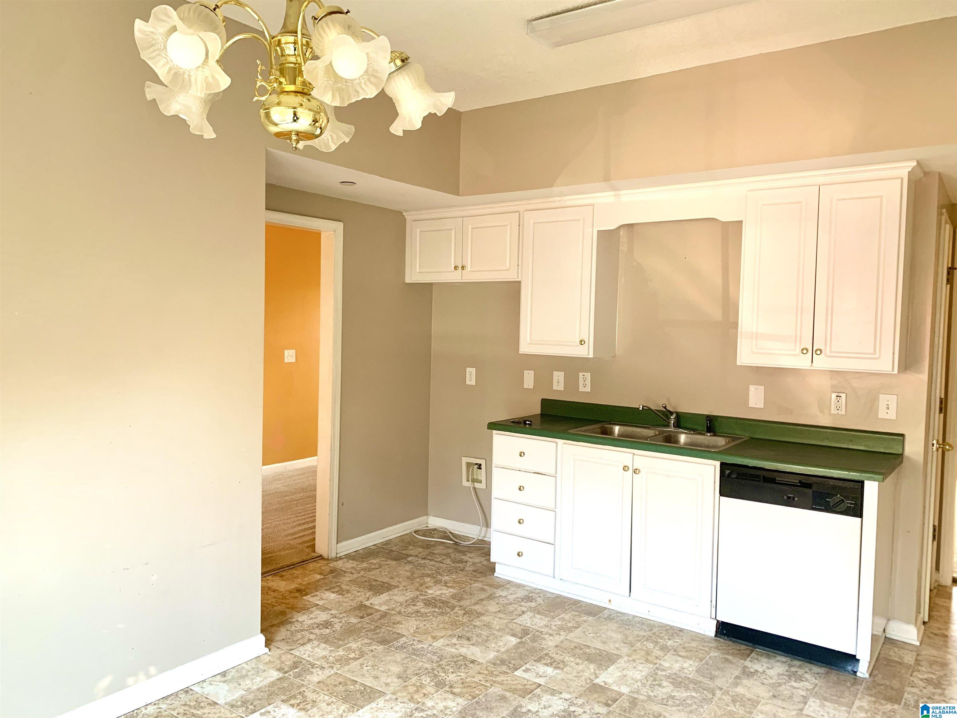 746 3rd Street Northeast Alabaster, AL 35007 - Photo 5 of 20