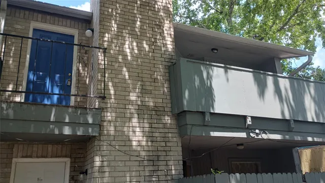 $99,900 | 9797 Leawood Boulevard, Unit 408, Houston, TX 77099