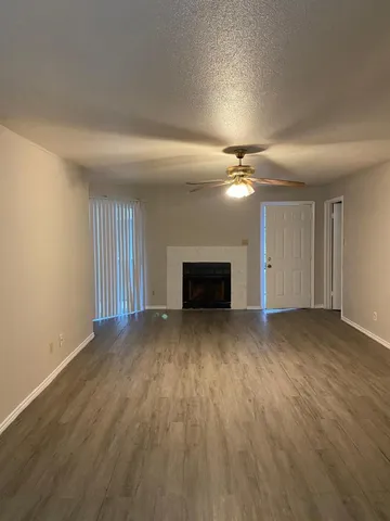 $99,900 | 9797 Leawood Boulevard, Unit 408, Houston, TX 77099