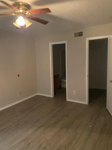 $99,900 | 9797 Leawood Boulevard, Unit 408, Houston, TX 77099