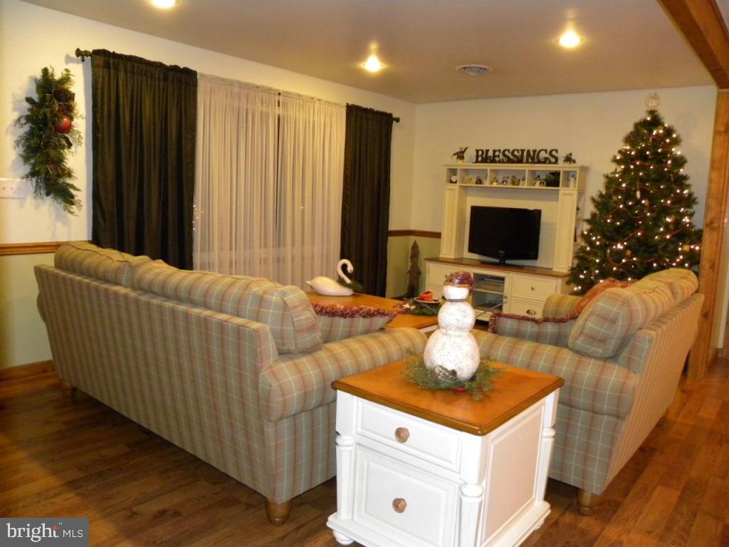 8068 Colebrook Road Palmyra, PA 17078 - Photo 3 of 18 Gallery Image 3