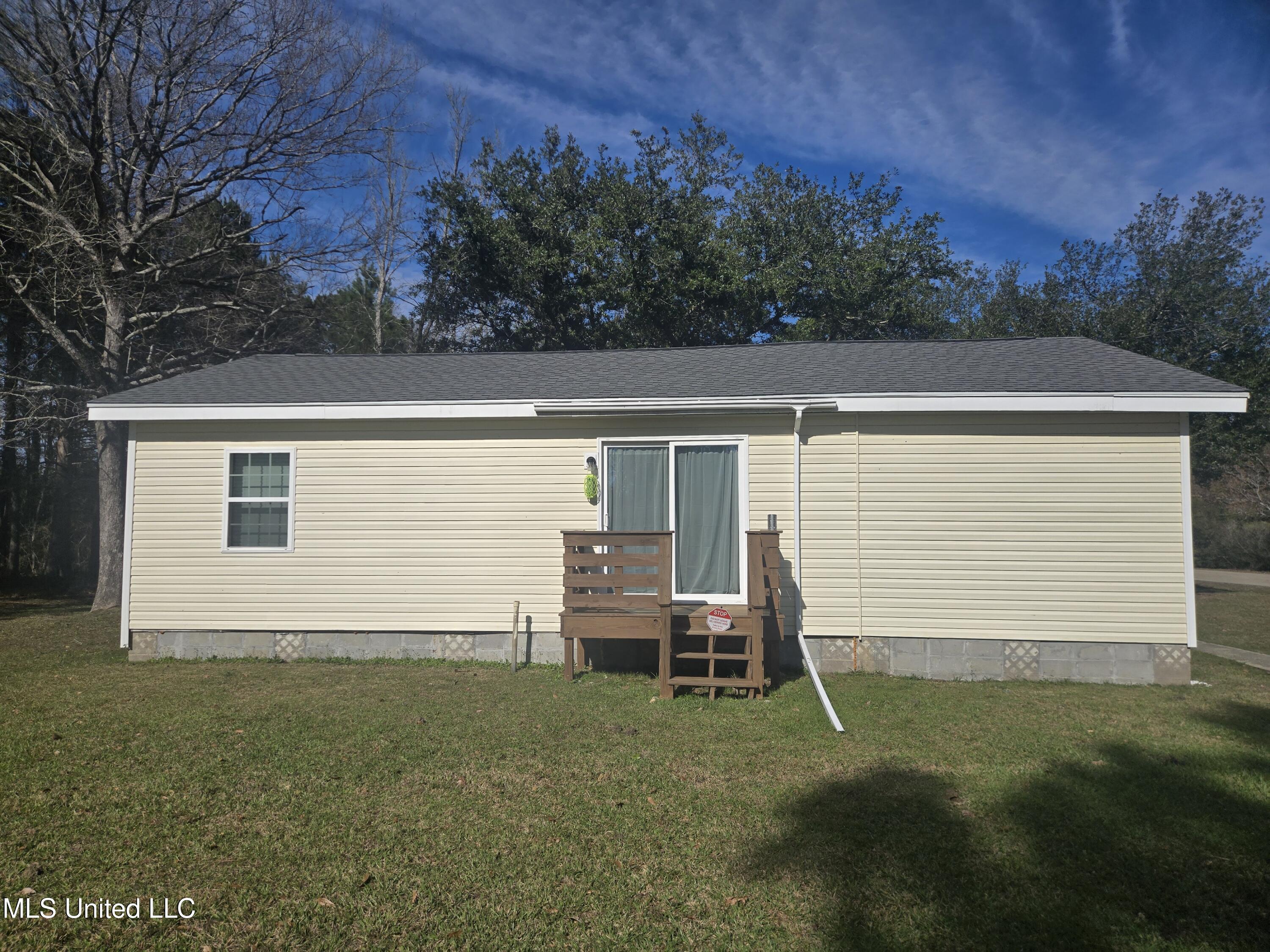 15593 Walter Smith Road Gulfport, MS 39503 - Photo 20 of 30 South Side Of Home