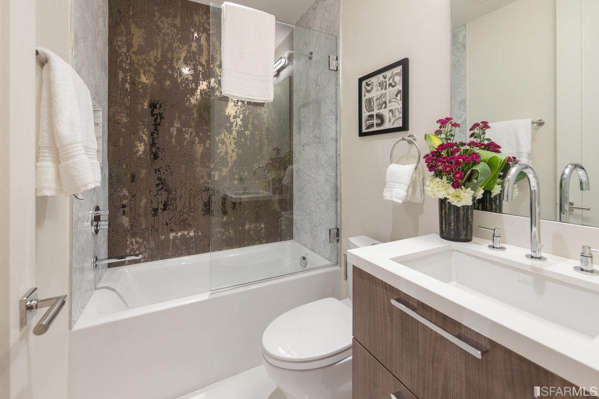 2531 Larkin Street San Francisco, CA 94109 - Photo 8 of 81 Gallery Image 8