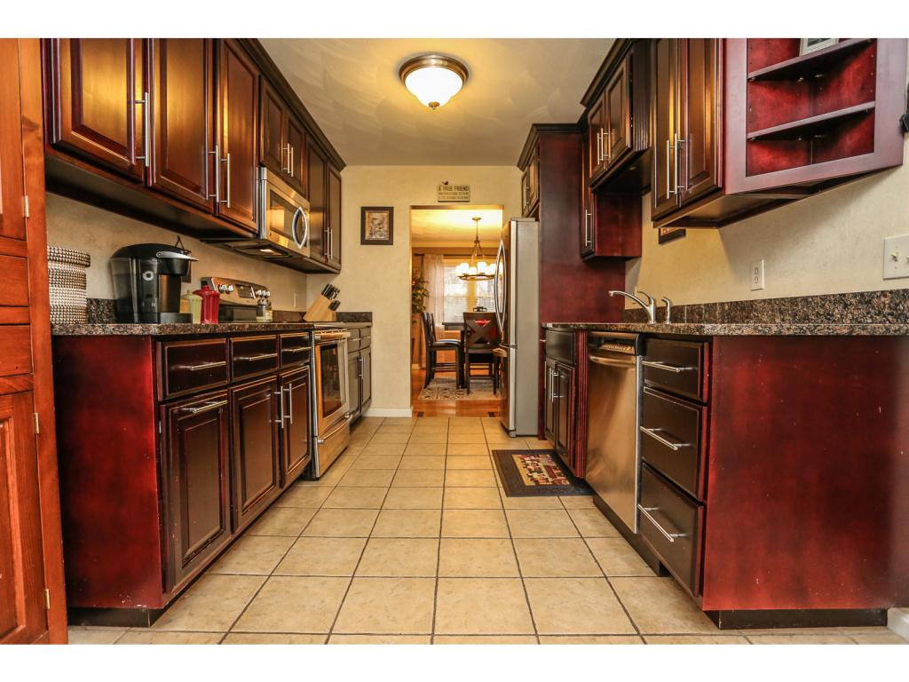 10 Villager Road, Unit 10 Chester, NH 03036 - Photo 4 of 26