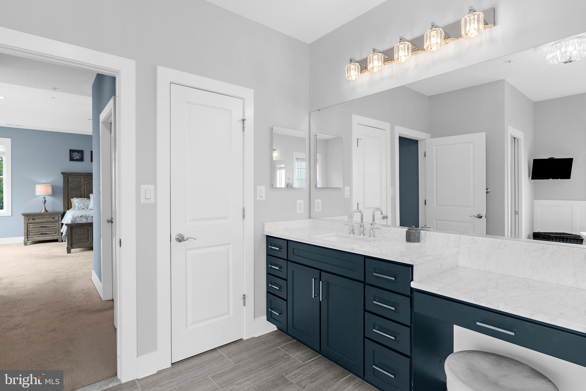 7429 Bay Front Road Sparrows Point, MD 21219 - Photo 33 of 86 Double vanities