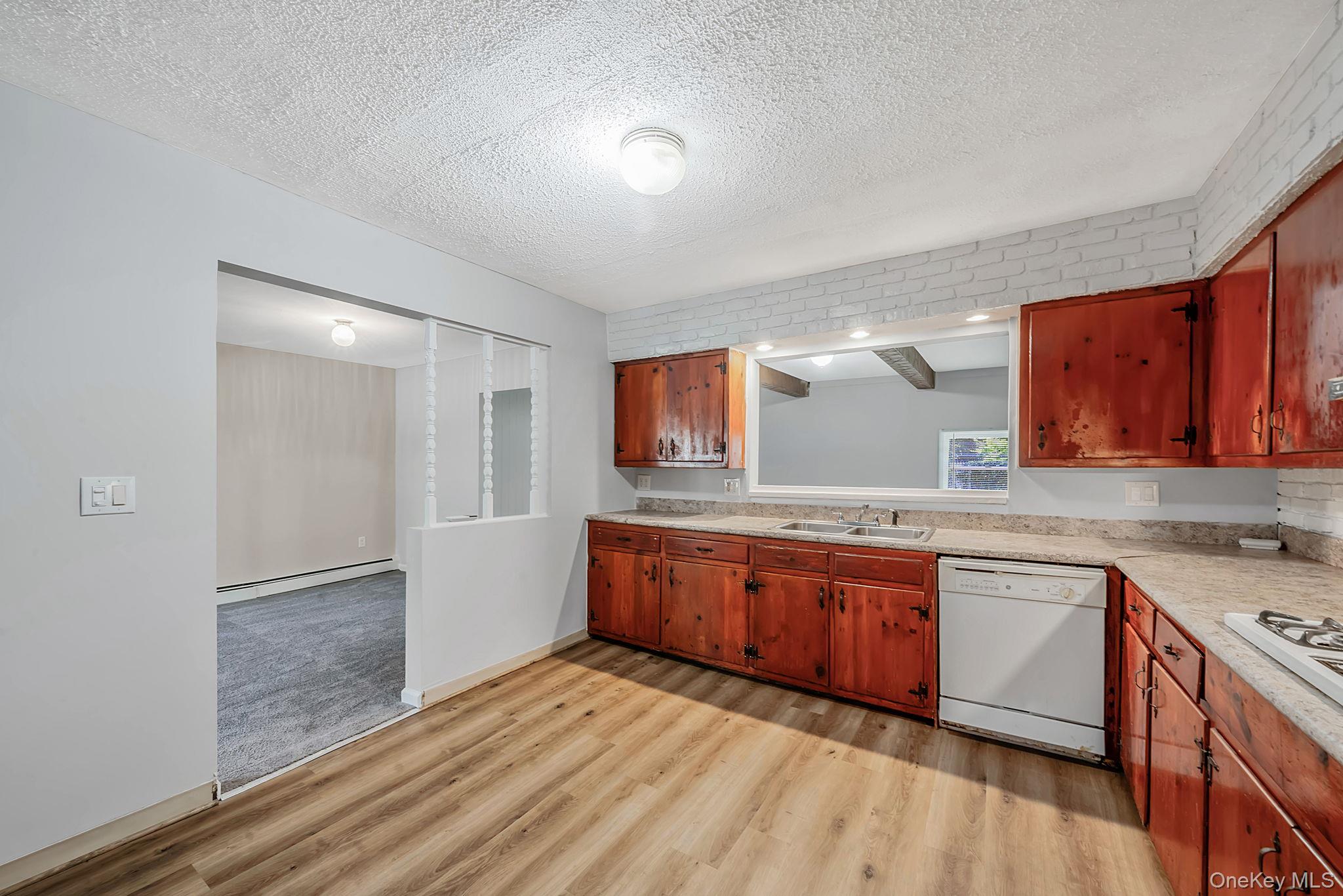129 Shaber Road Patchogue, NY 11772 - Photo 16 of 23