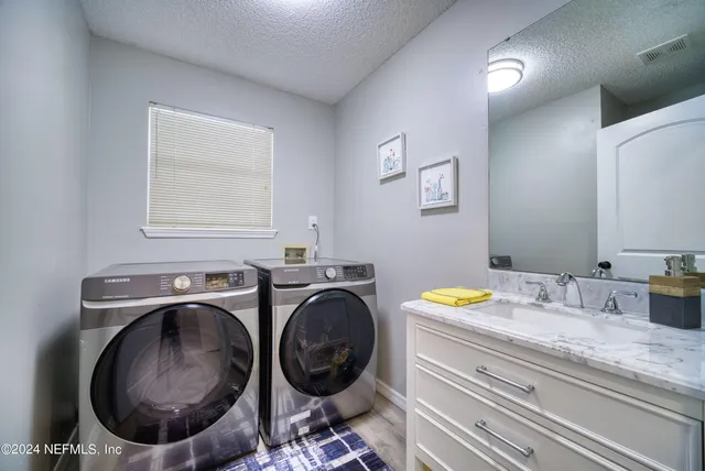 $430,001 | 755 Sandlewood Drive, Orange Park, FL 32065