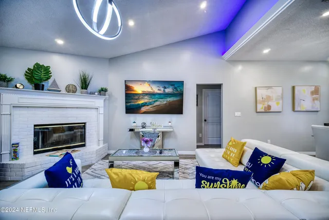 $430,001 | 755 Sandlewood Drive, Orange Park, FL 32065