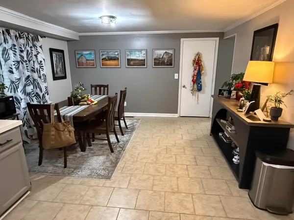 $2,600 | 1438 Rand Road, Canton, MI 48187