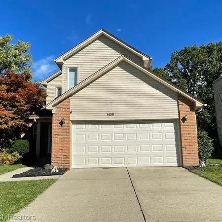 $2,600 | 1438 Rand Road, Canton, MI 48187