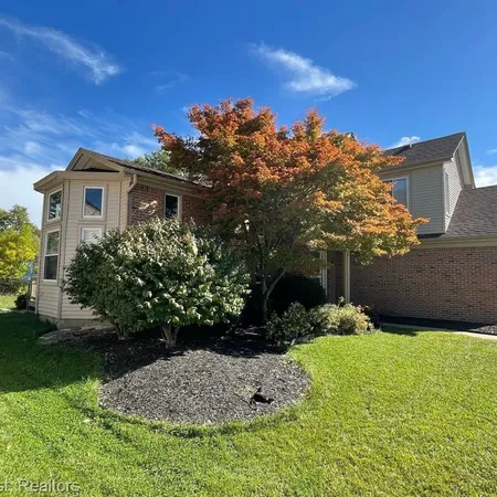 $2,600 | 1438 Rand Road, Canton, MI 48187