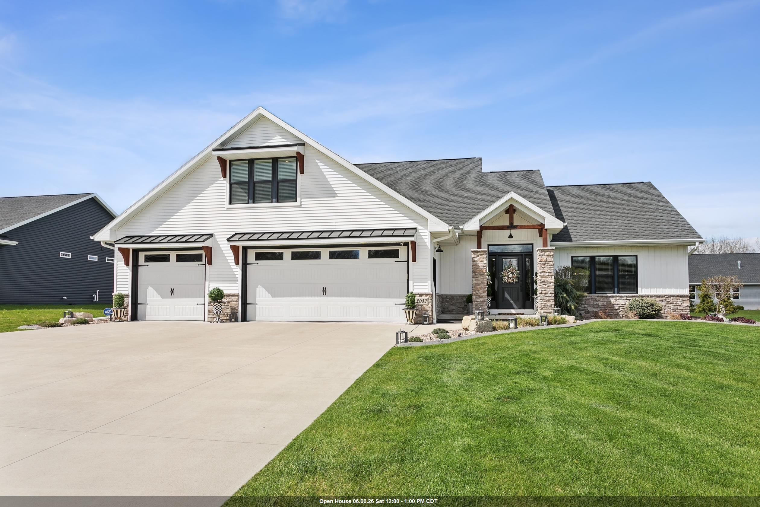 2082 Fescue Way Green Bay, WI 54313 - Photo 1 of 28