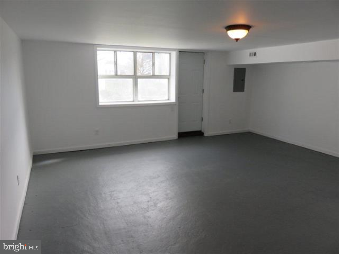 403 Rennard Street Philadelphia, PA 19116 - Photo 15 of 16 Gallery Image 15