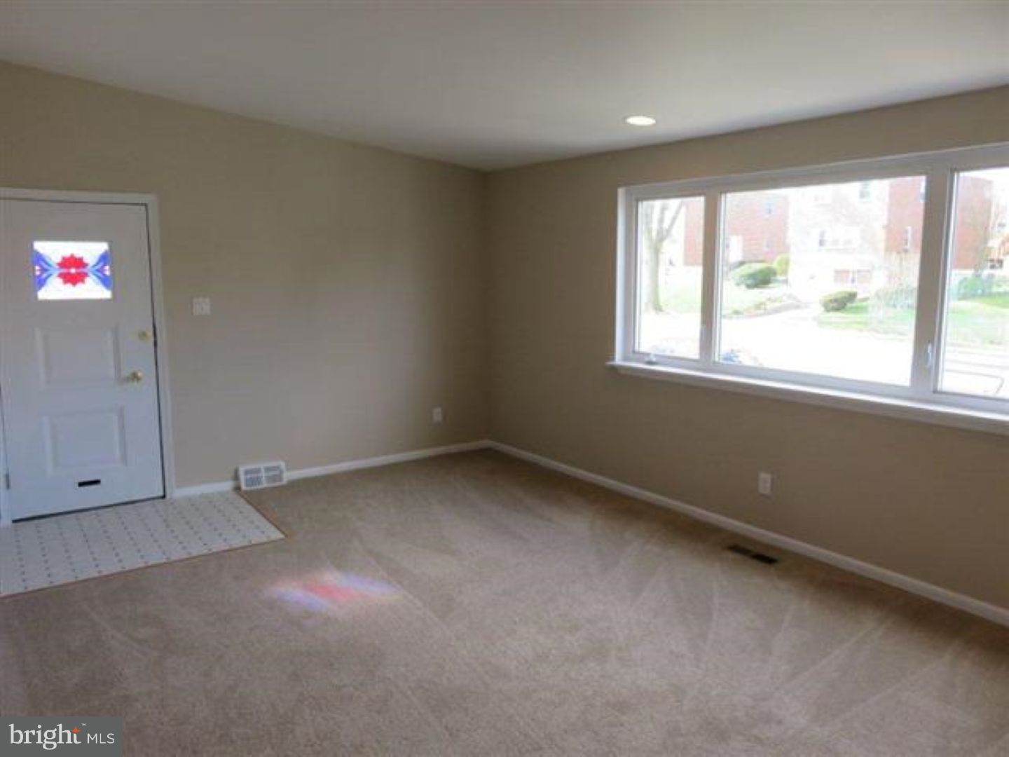 403 Rennard Street Philadelphia, PA 19116 - Photo 7 of 16 Gallery Image 7