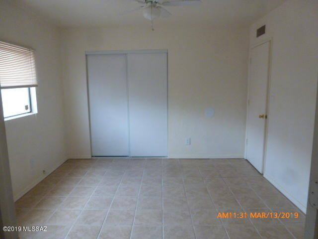 2020 East Grant Road Tucson, AZ 85719 - Photo 7 of 37