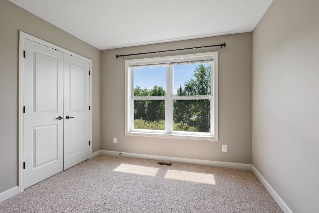 3448 Ridgestone Way Woodbury, MN 55129 - Photo 27 of 31
