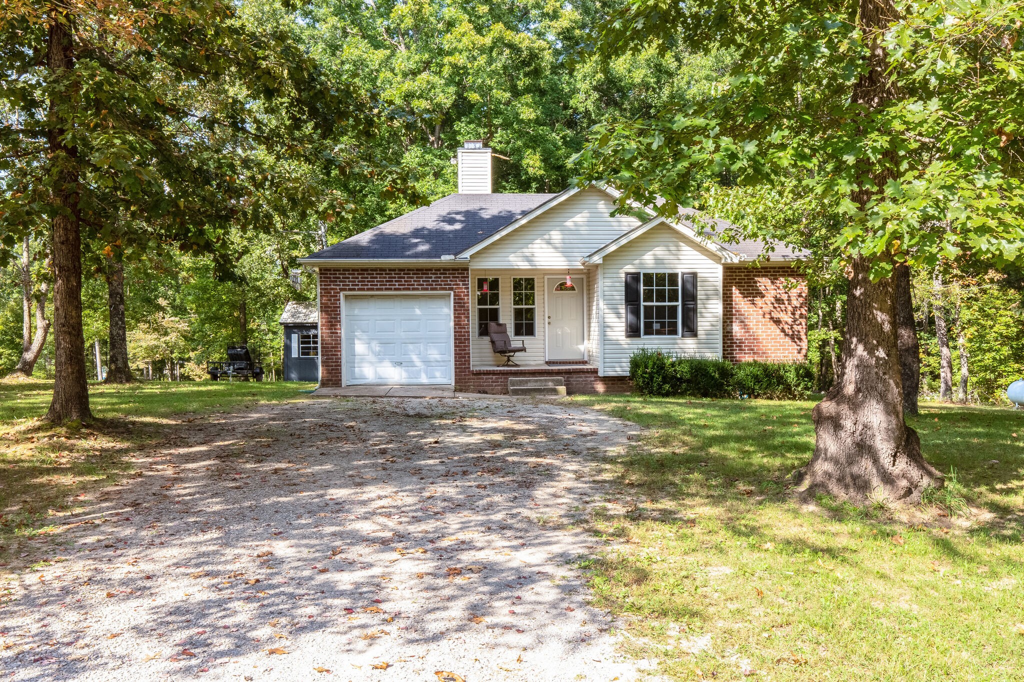 7768 Pinewood Road Nunnelly, TN 37137 - Photo 4 of 25 Gallery Image 4