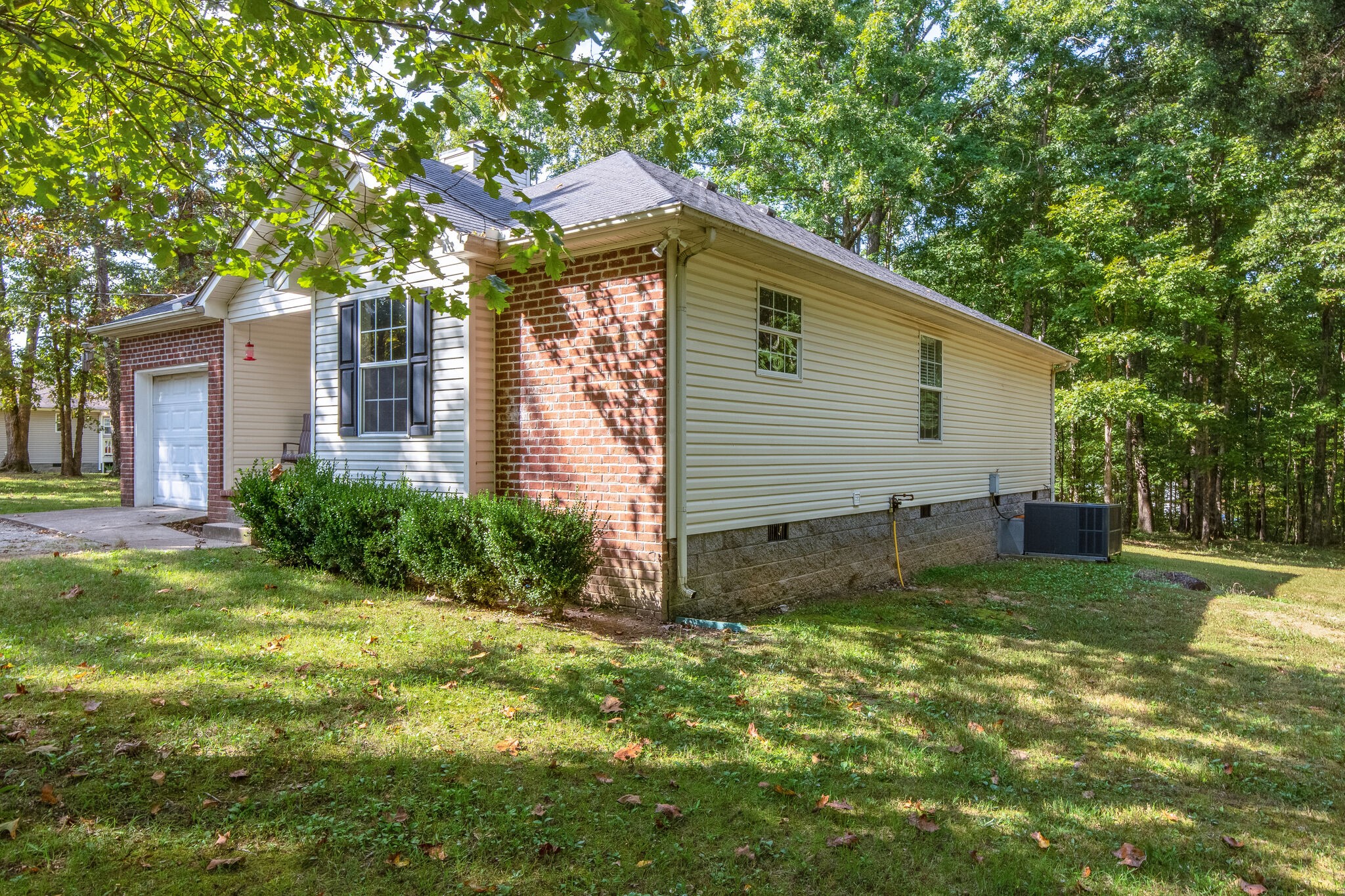 7768 Pinewood Road Nunnelly, TN 37137 - Photo 6 of 25 Gallery Image 6